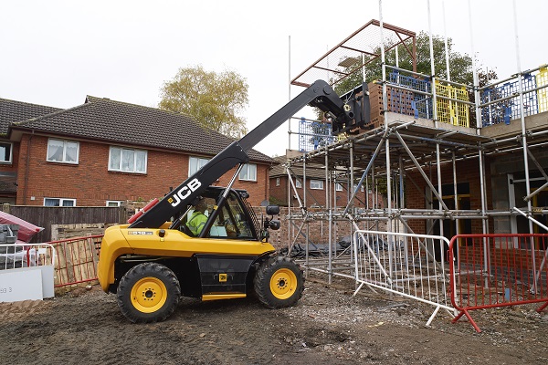 516-40 TELEHANDLER