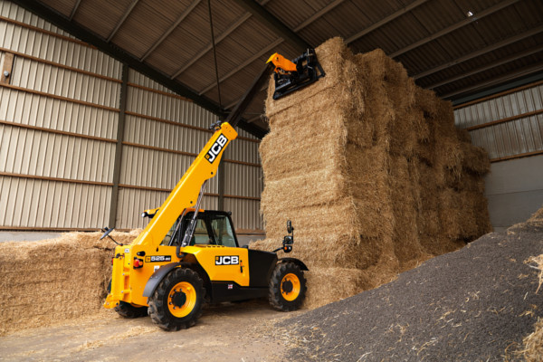 525-60 AGRI TELEHANDLER 